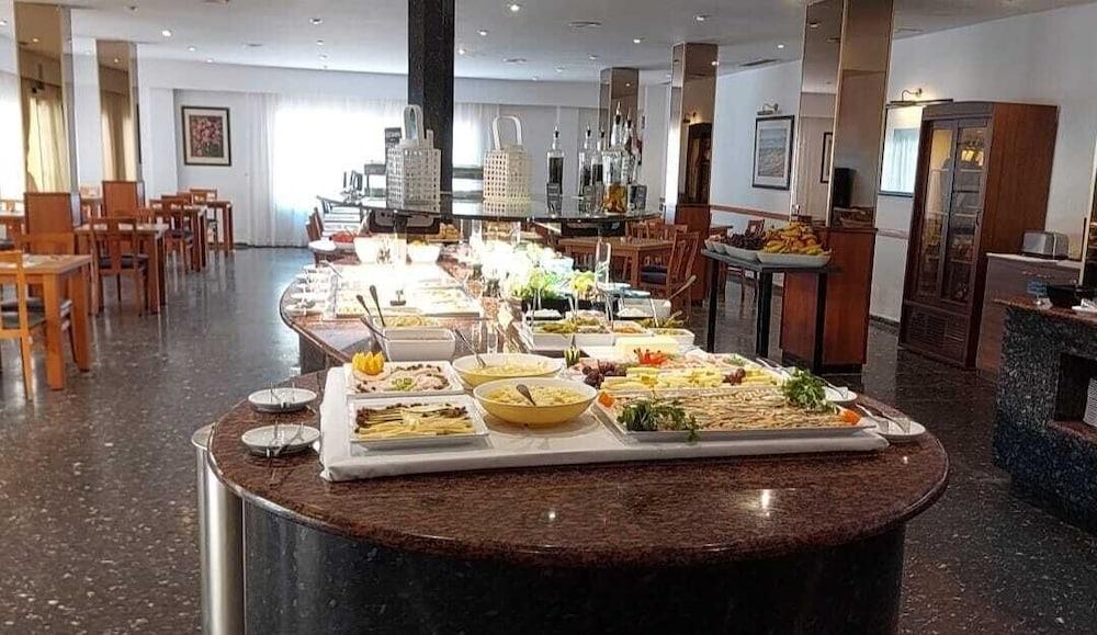 Hotel Oberoy 4*
