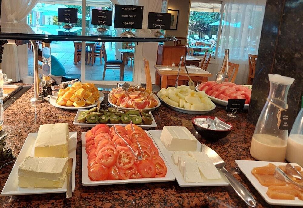 Oberoy Hotel 4*