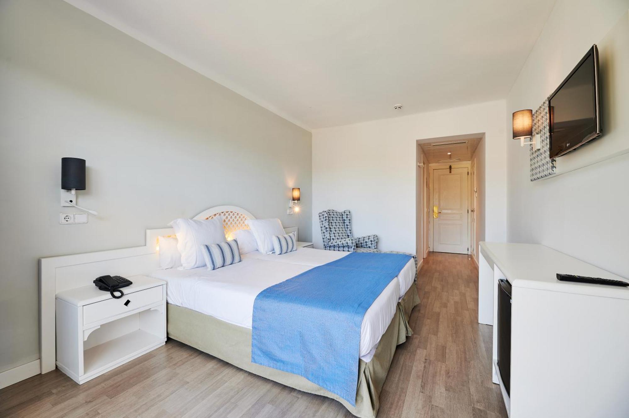 Hotel Oberoy 4*
