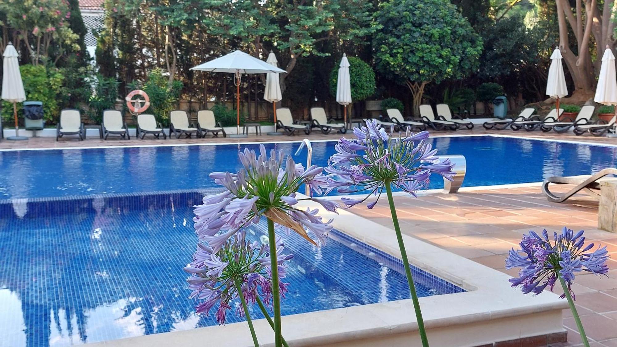 Roc Oberoy - Adults Only Hotel
